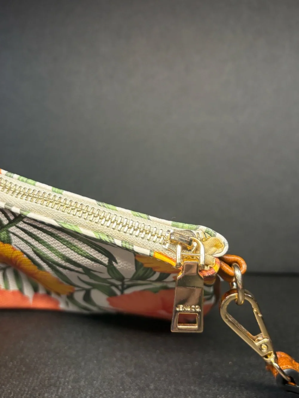 LeatherTropical Floral Wristlet Clutch Palm Hibiscus Print Zip Pouch Summer Bag